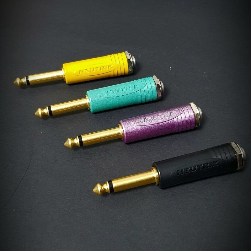 PEDAL MANUAL HARDCRAFT Neutrik