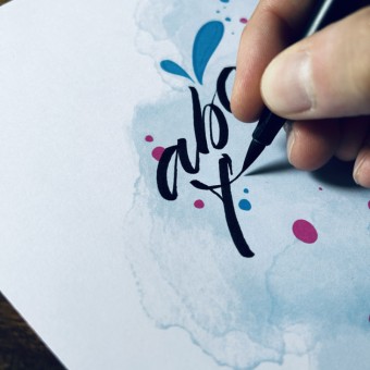SET URBAN LETTERING de Tombow