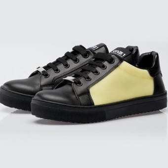 ONZS – Zapatillas Veganas Tatuables