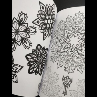 SACRED REFERENCE AND MANDALAS PATTERNS de Boris Cugat