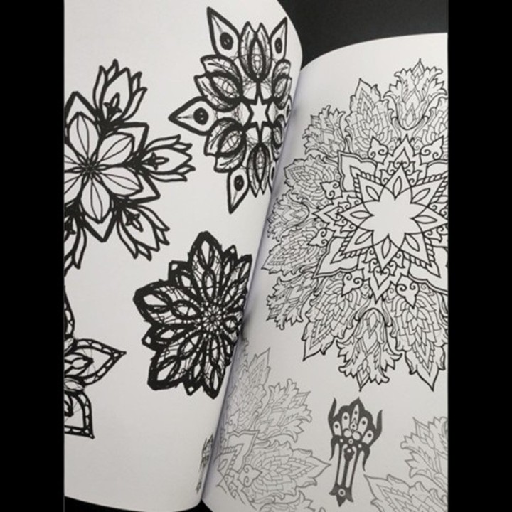 SACRED REFERENCE AND MANDALAS PATTERNS de Boris Cugat